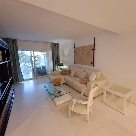 Luminous Apartment In Playas Del Duque , Puerto Banus By Holidays & Home Marbella Eksteriør billede