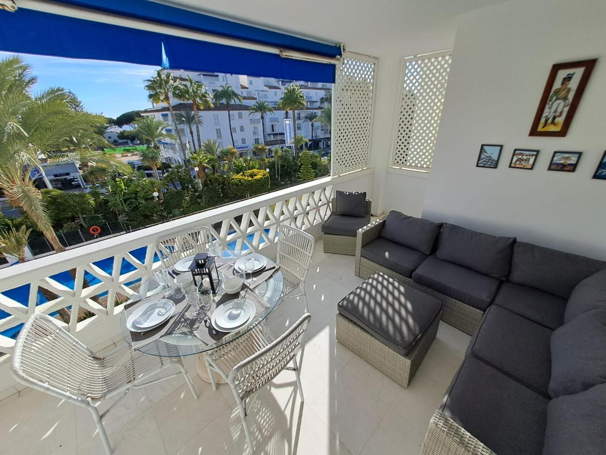 Luminous Apartment In Playas Del Duque , Puerto Banus By Holidays & Home Marbella Eksteriør billede