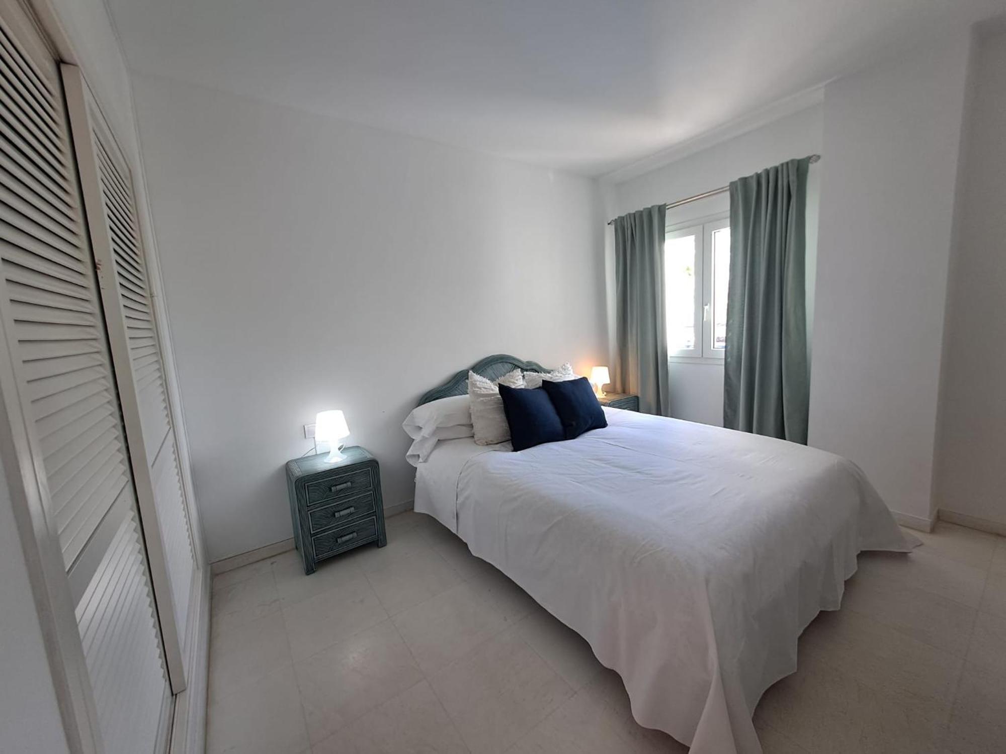 Luminous Apartment In Playas Del Duque , Puerto Banus By Holidays & Home Marbella Eksteriør billede